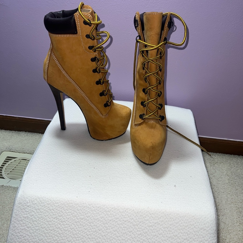 ZIGI Girl Tan and Black Heeled Boots